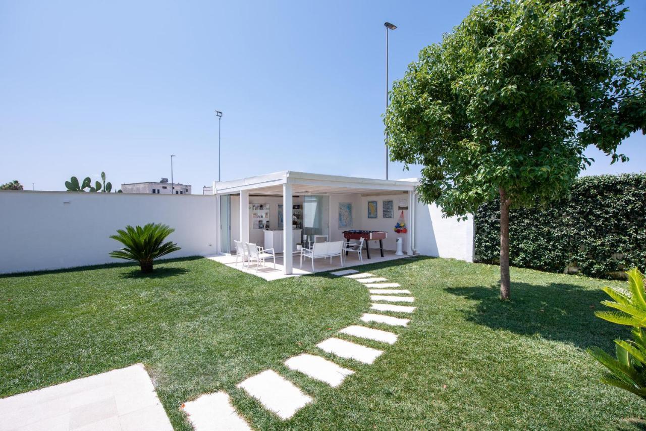 Calura Residence Carpignano Salentino Bagian luar foto
