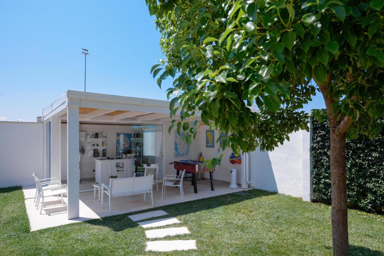 Calura Residence Carpignano Salentino Bagian luar foto